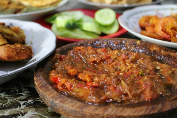 menjelajahi kelezatan indonesia: perjalanan kuliner nusantara