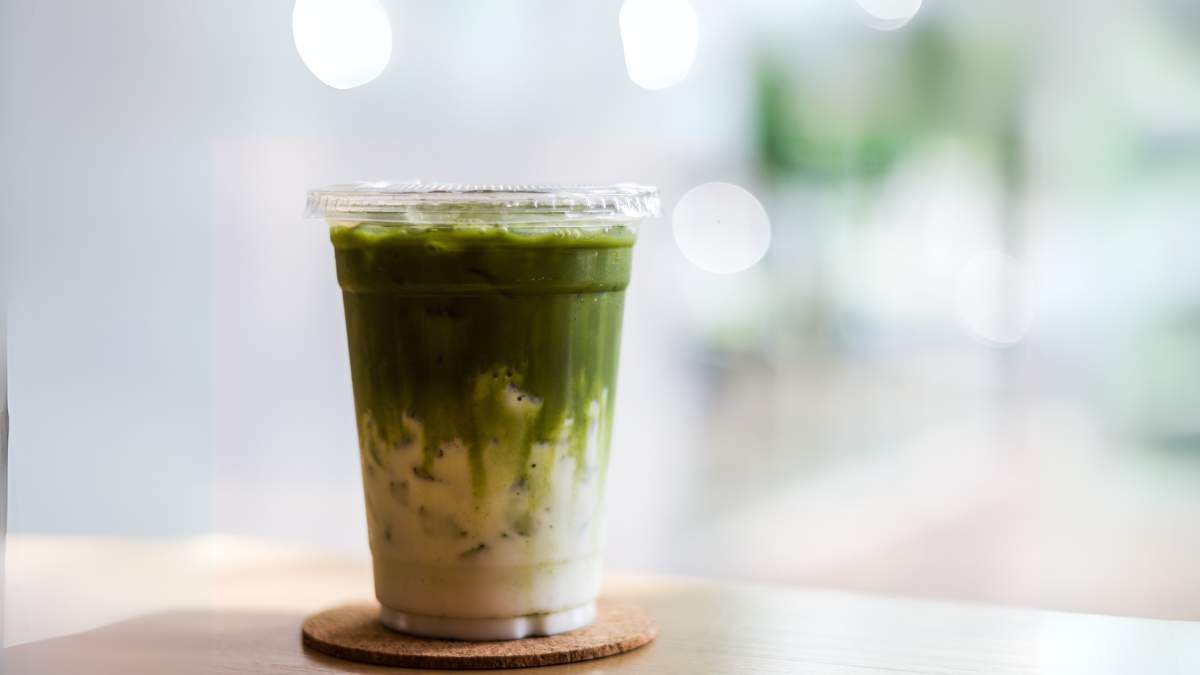 resep kopi matcha latte,perpaduan segar kopi dan teh hijau